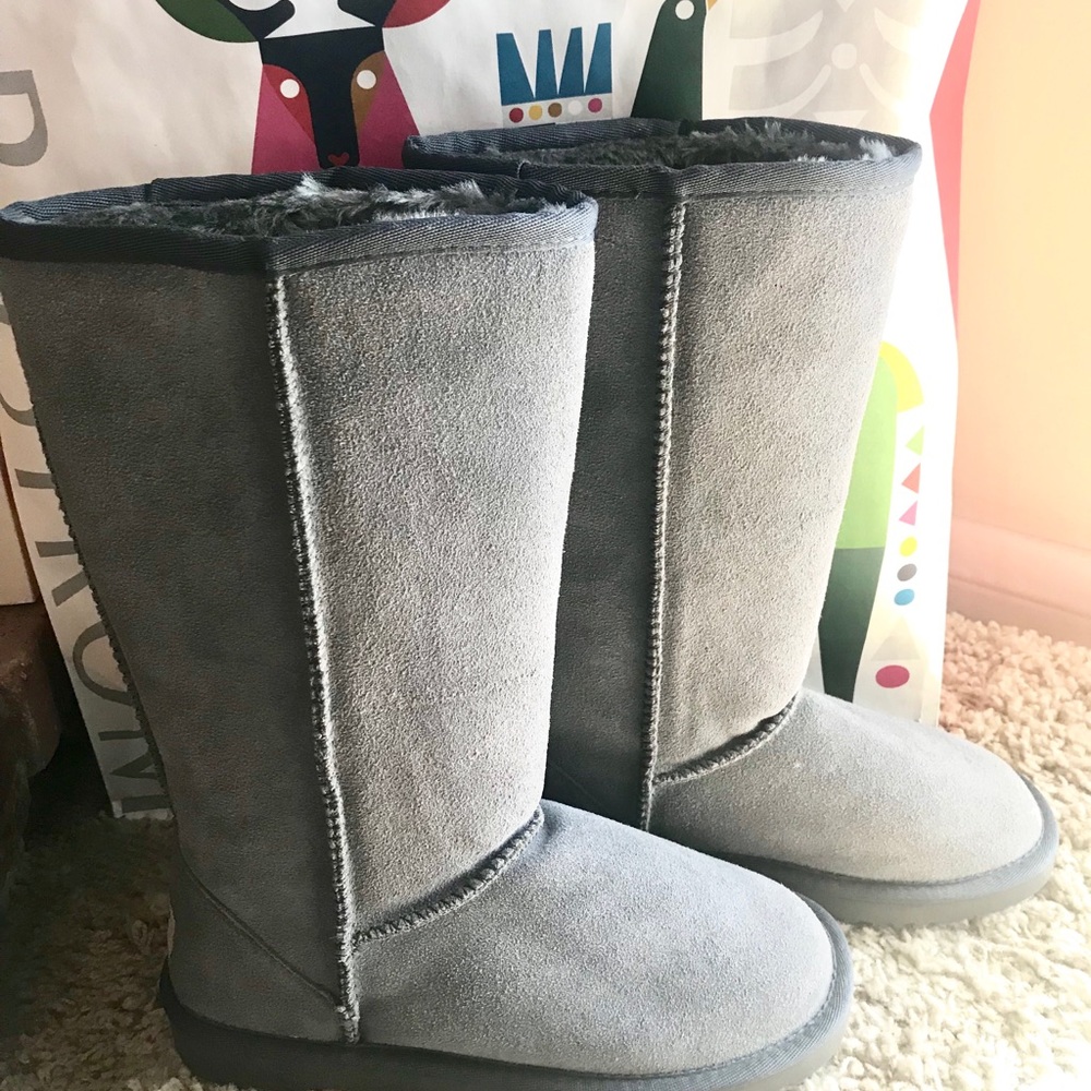 Brand New UGG Boots - Gray Size 6